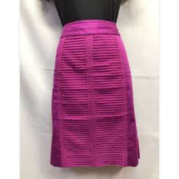 White House Black Market Knee Length Strait Pencil Skirt, Size 4, Magenta - Picture 9 of 12